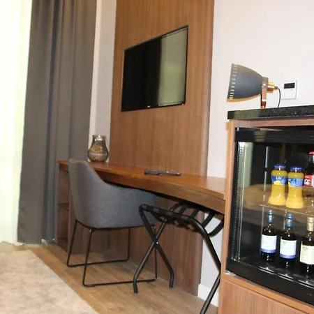 Couette-café Emilia 4*