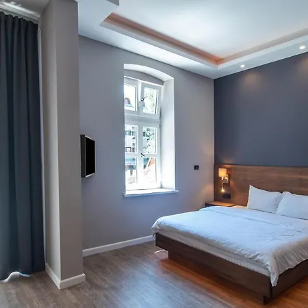 Emilia Bed & Breakfast 4*