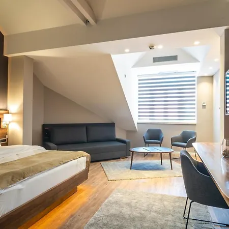 Emilia Bed & Breakfast 4*
