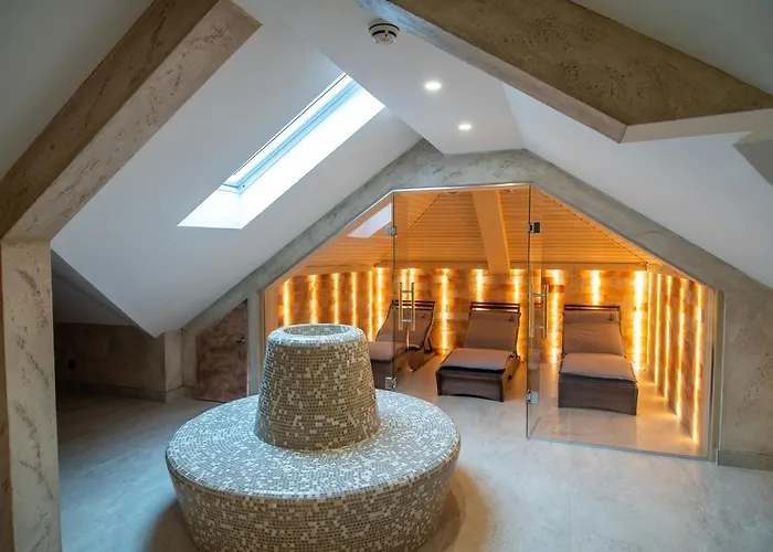 Emilia Couette-café